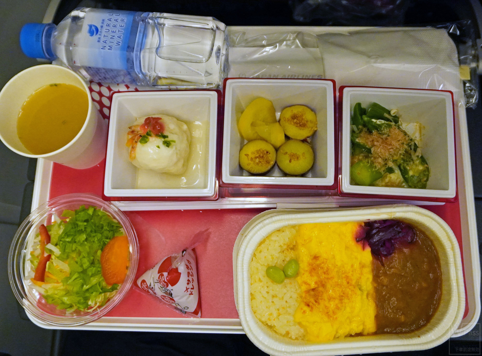 日本航空JL018便の夕食