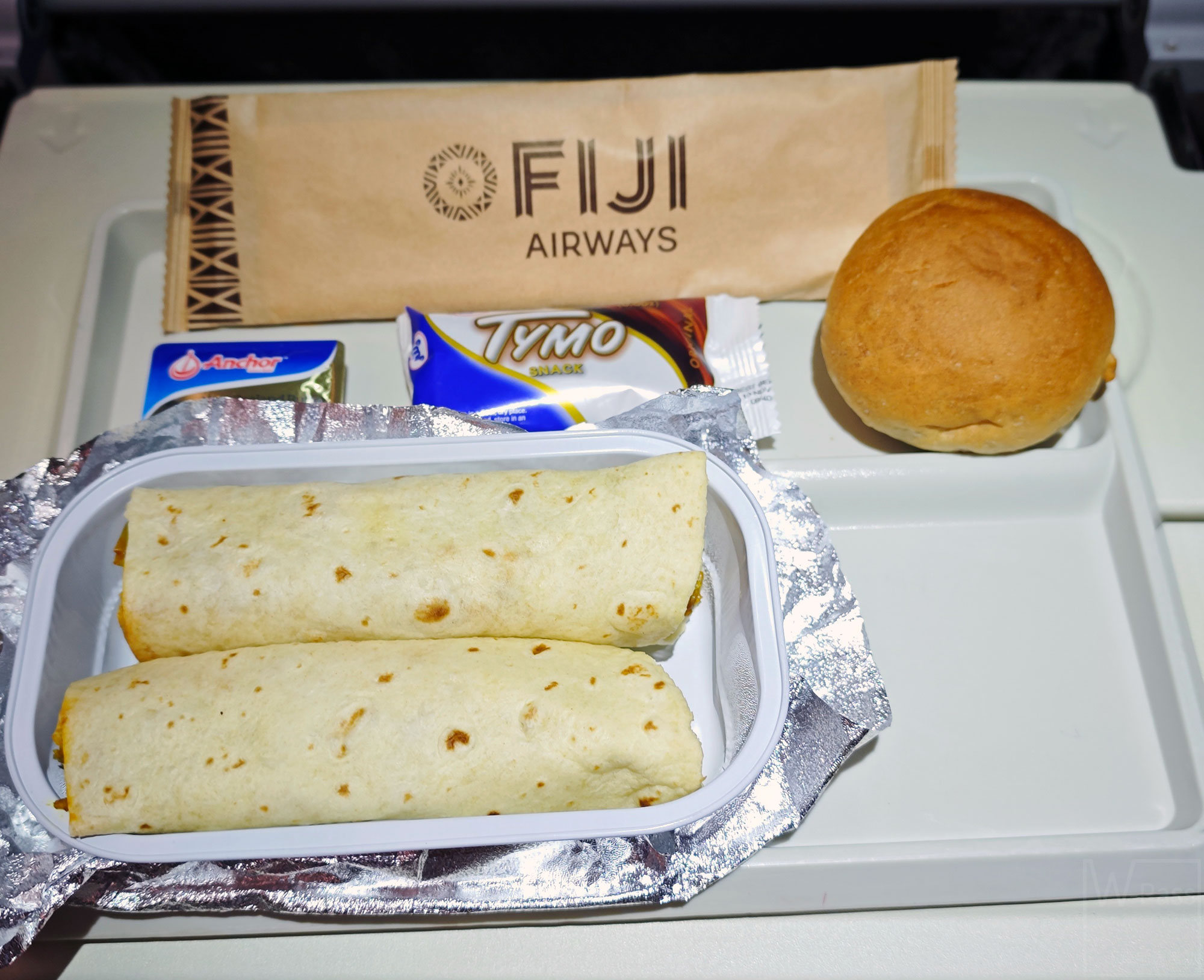 フィジーエアウェイズFJ351便の夕食